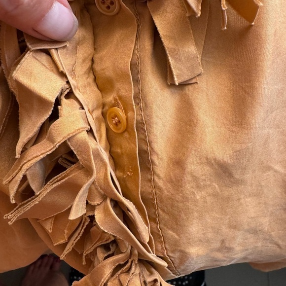 J. CREW SILK V Neck Ruffle Top Gold Sleeveless Top SZ4 Romantic Wedding EUC - Picture 8 of 15